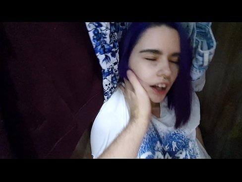 ❤️ Leidsin oma õe kapist ja aitasin tal cumida ️ Pornovideo at us et.courseclass.ru